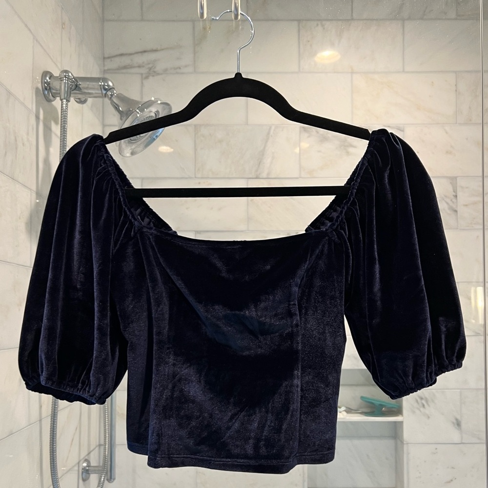 Abercrombie Velvet Top, NWT